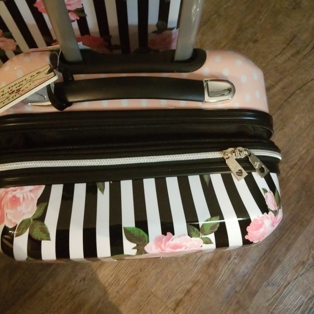 Betsey Johnson Floral Stripe Luggage 20" ONLY - Picture 6 of 8